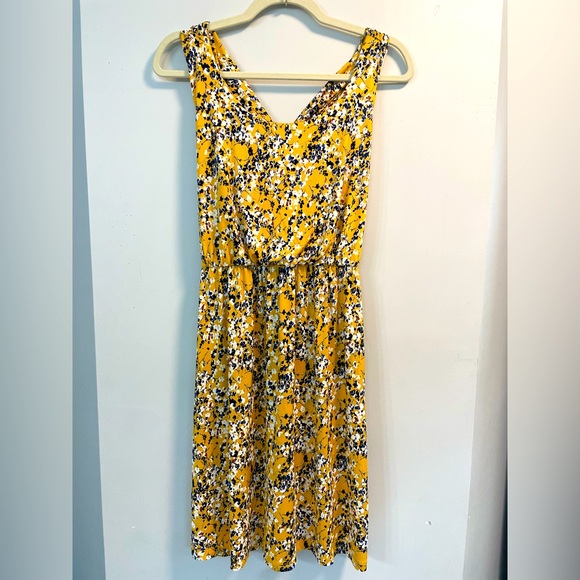 Kaileigh, medium, women cross back elastic waist knee length floral yellow dress - Picture 1 of 5